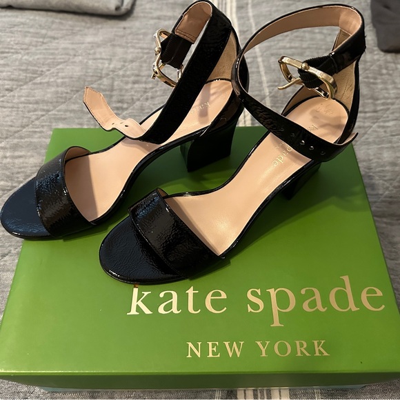kate spade Shoes - NWOT Kate Spade strapy heels